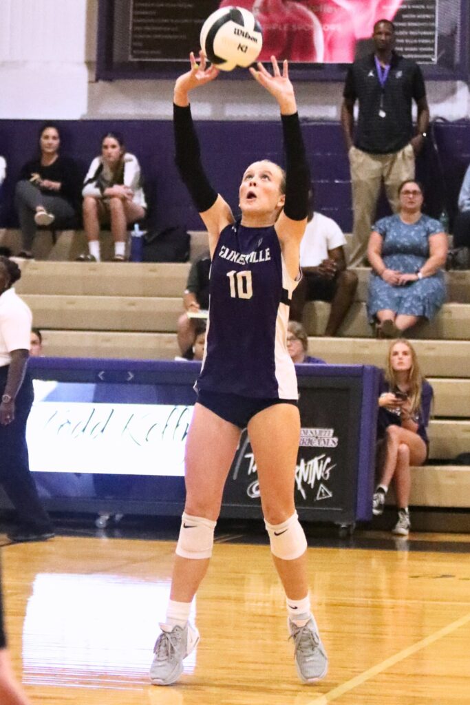 Gainesville's Charlotte Judge with a set against Buchholz on Monday.