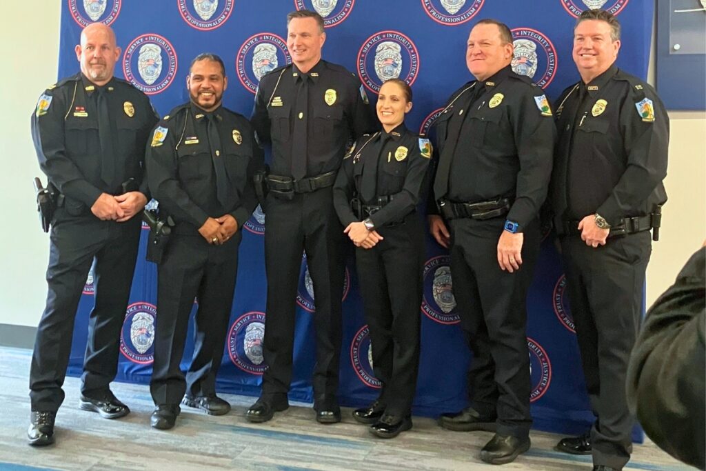 UFPD personnel pose with Chief Knowles. Photo by Lillian Hamman