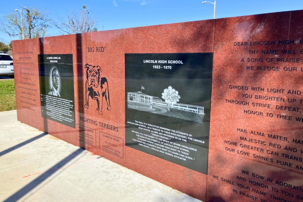 A ceremony was held Saturday to commemorate the newly-installed Lincoln High School Memorial Wall. Photo by Lillian Hamman