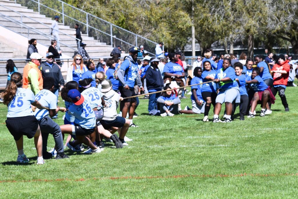 Chiles and Archer Elementary duke it out in tug of war.