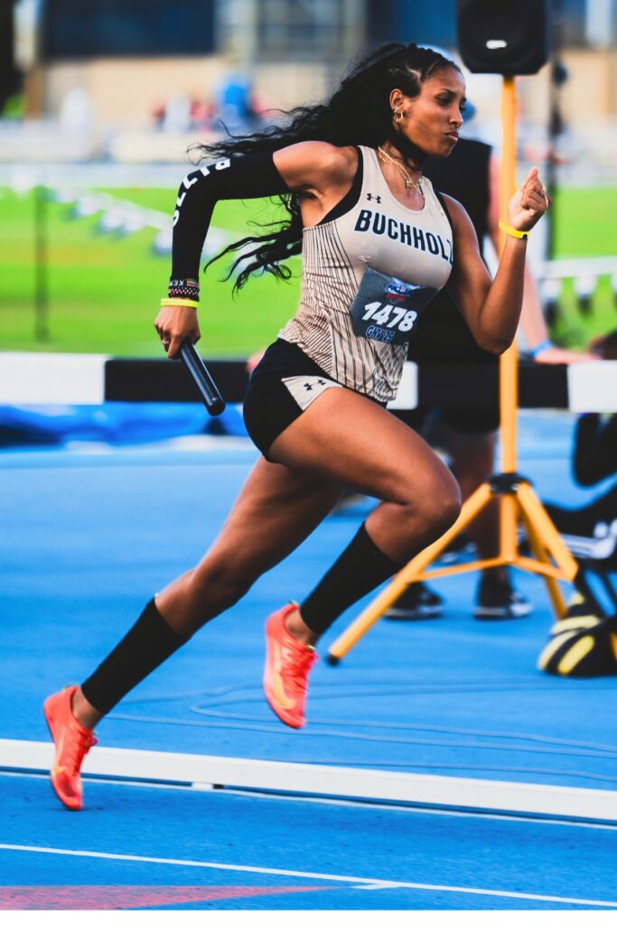 Buchholz's Gianna Rizzo and the 4x400 relay team took ninth in Friday's preliminaries to qualify for Saturday's final at the UF Pepsi Florida Relays. Photo by Aidan Dagher