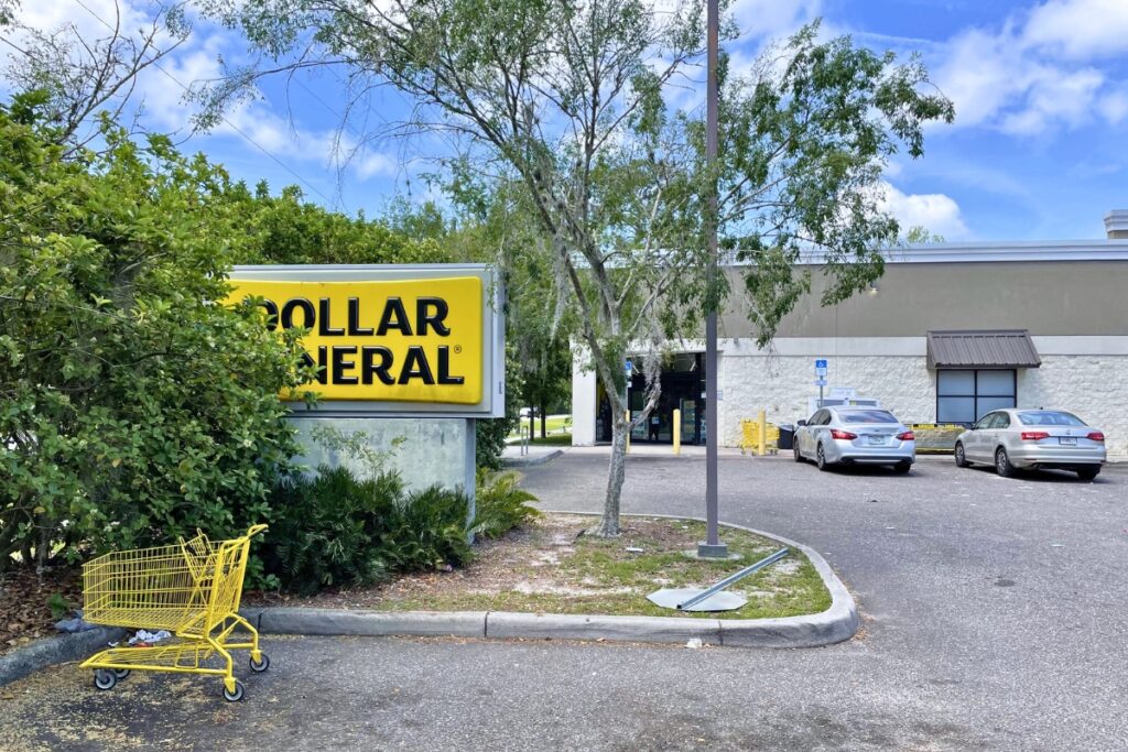 The Dollar General off NE 16th Avenue that Gainey Jr. left, walking east toward the church. Photo by Seth Johnson