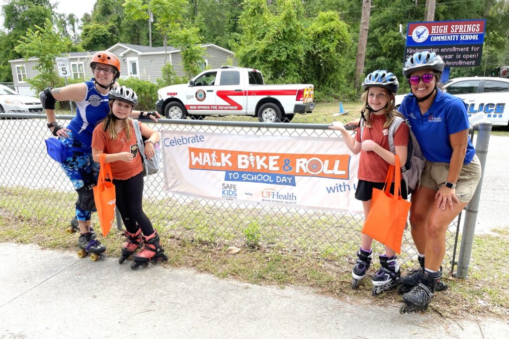 Roller bladers gather for a group photo. 