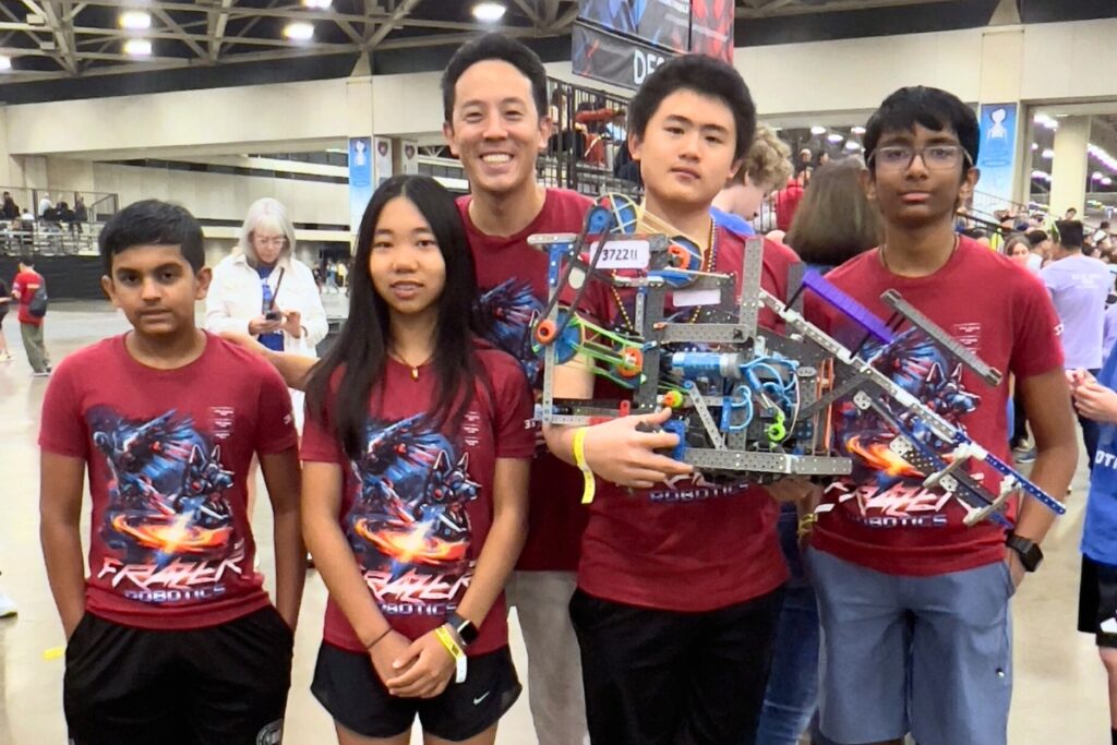 The Frazer School team Quasar consisting of Vivek Kolli, Hannah Lu, Nivedh Naik and Vincent Wen placed ninth in the division finals at the VEX World Robotics Championships.