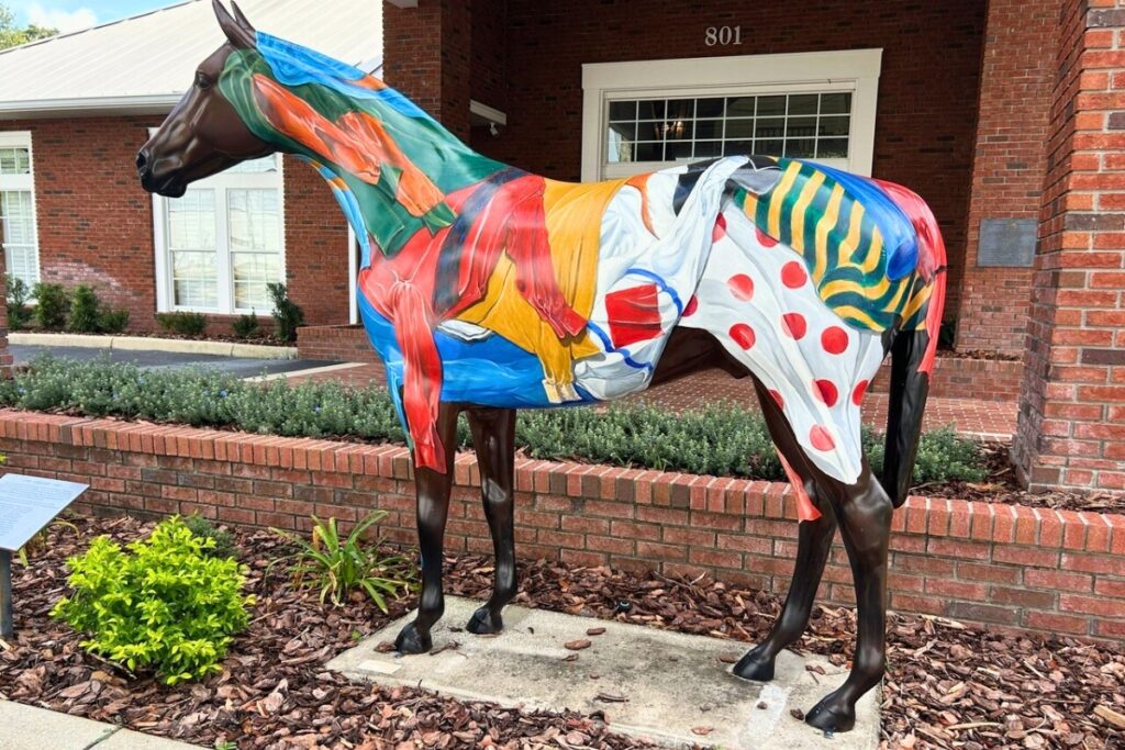 The fiberglass horse on display at the entrance to the Florida Thoroughbred Breeders and Owners Association museum and gallery in Ocala. Photo by Ronnie Lovler