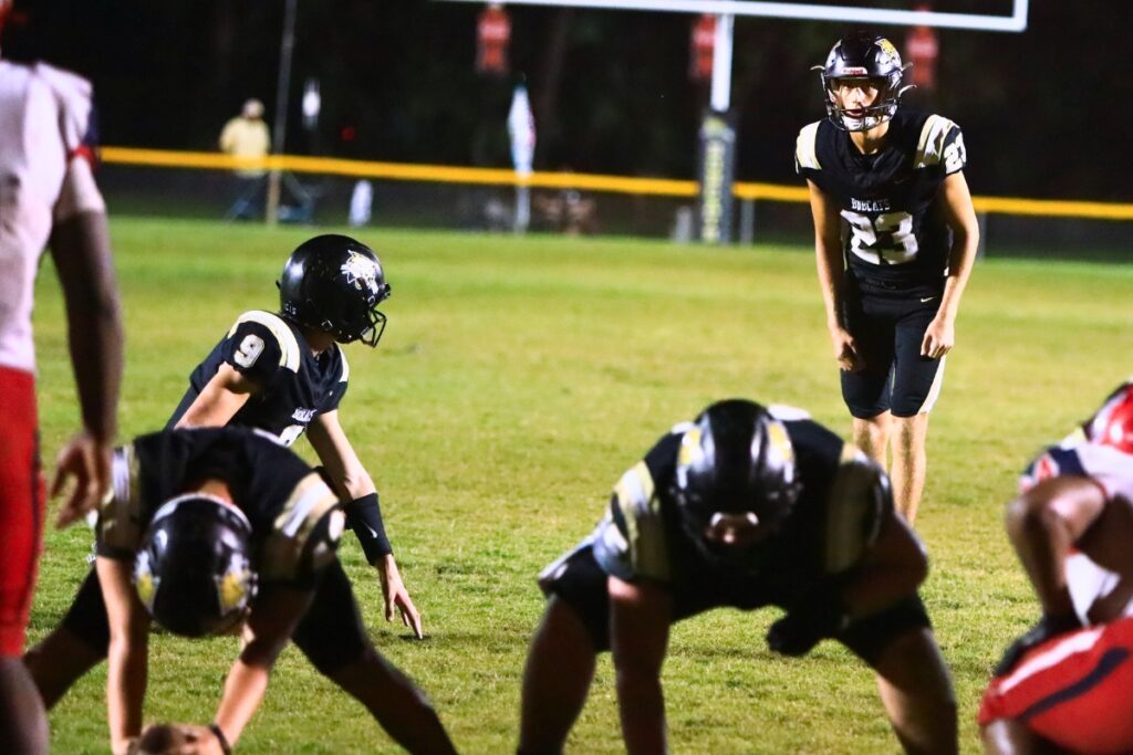 Buchholz's Jay Giunta lines up for a fourth-quarter field goal to put the Bobcats ahead 15-7 against Vanguard (Ocala). Photo by C.J. Gish