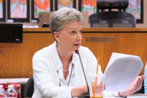 CFO transition draws concerns from Alachua County School Board member