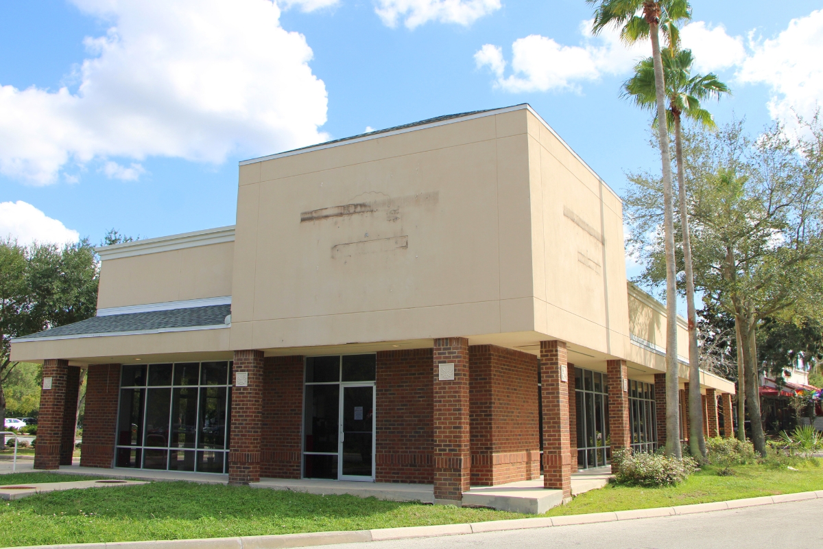 Darrell&rsquo;s Dog Gone Good Diner closed in Gainesville last week.