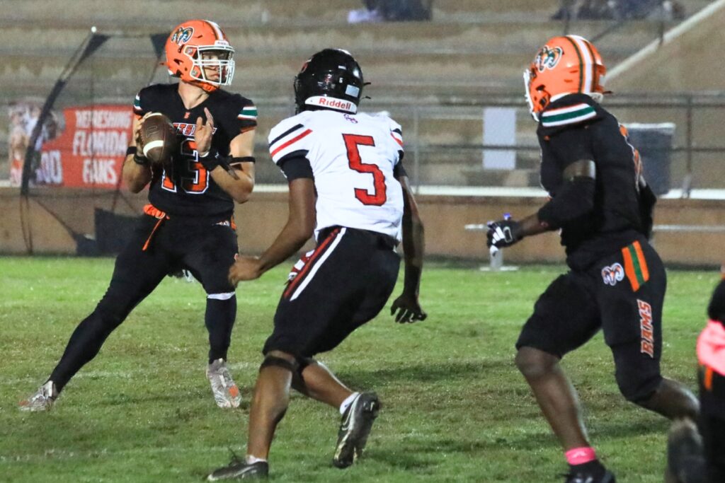 Eastside's Nelson Tambling searches for a pass downfield against South Sumter. Photo by Seth Johnson