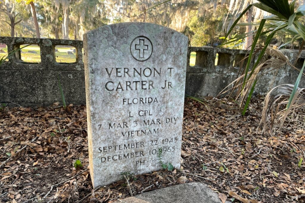 The grave of Vernon Carter Jr. at Mount Pleasant Cemetery.