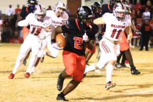 Hawthorne dominates Williston in regional final