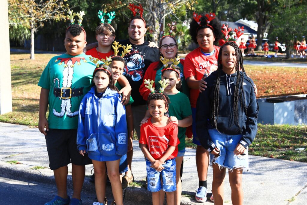 Synergy Medical Group at the 2025 A Very GNV Holiday Parade. Photo by C.J. Gish