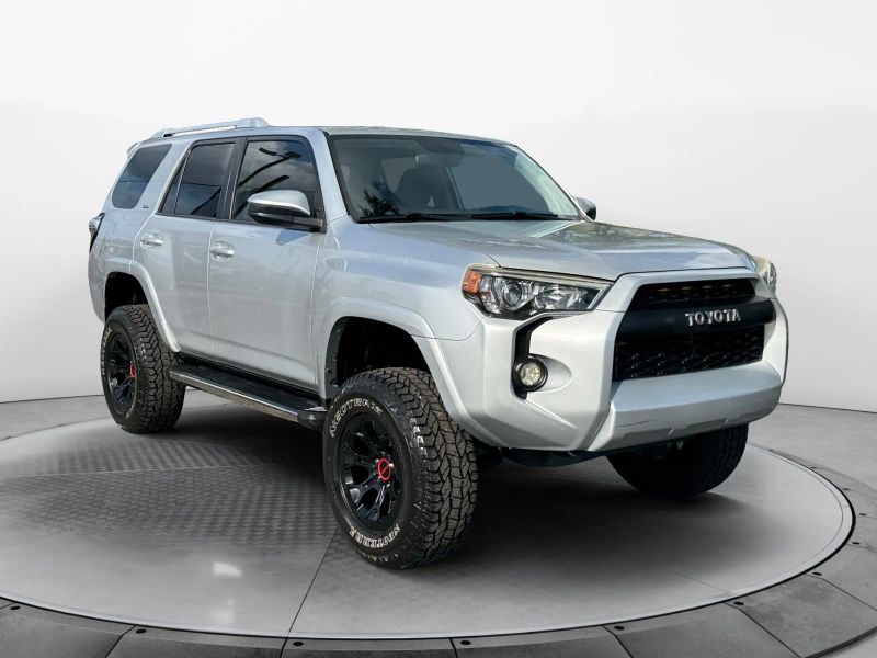 2016 Toyota 4Runner SR5 Sport Utility 4D