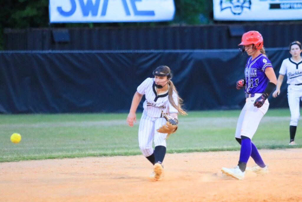 Gainesville's Taylor Rogers snags second base against Buchholz. Photo by Seth Johnson
