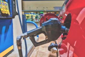 Gainesville sees another spike in gas prices amid nationwide increase