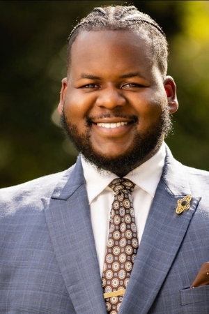 Headshot of Malik Moore