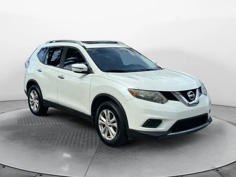 2016 Nissan Rogue SV Sport Utility 4D