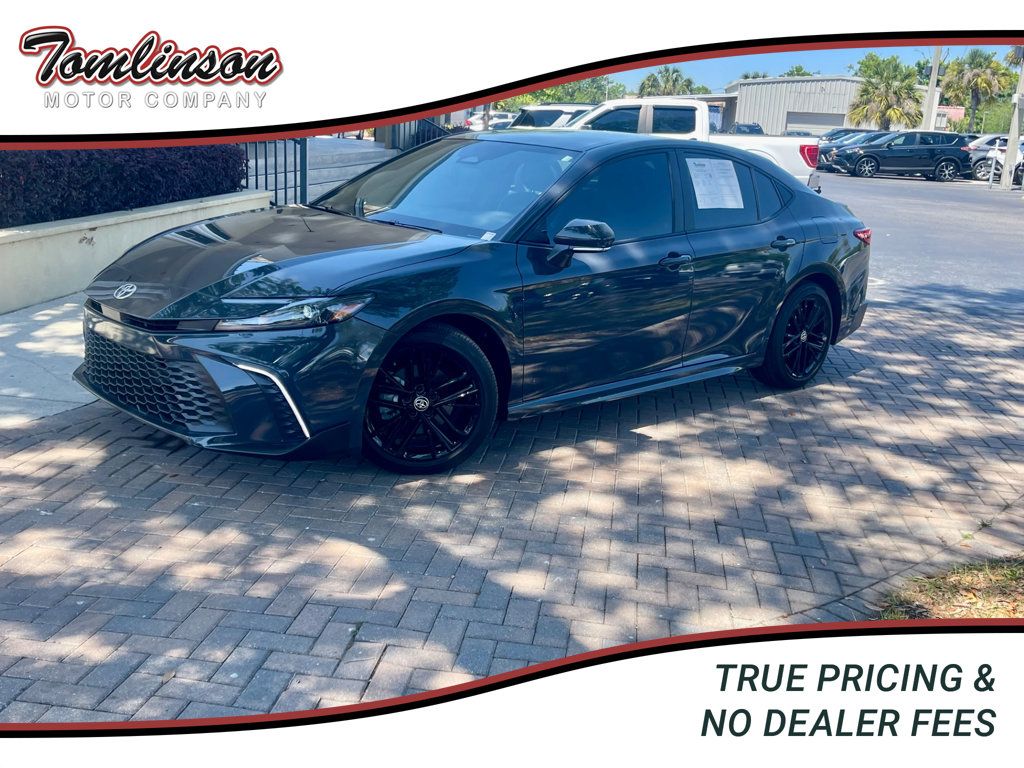 2025 TOYOTA CAMRY SE