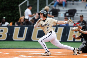 Buchholz sweeps Oakleaf, advances to region final