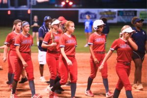 Santa Fe falls in regional final to Eustis