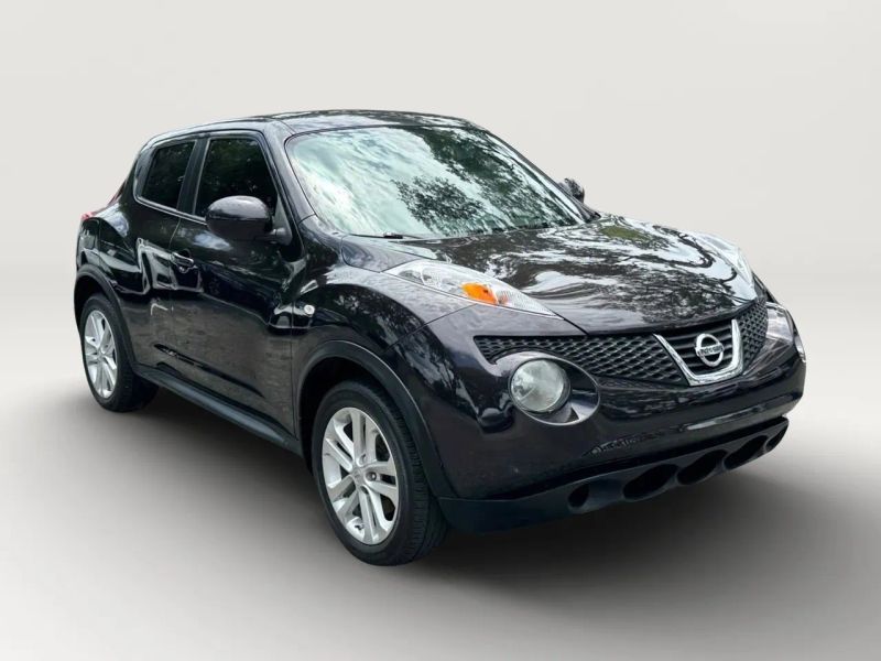 2014 Nissan JUKE S Sport Utility 4D