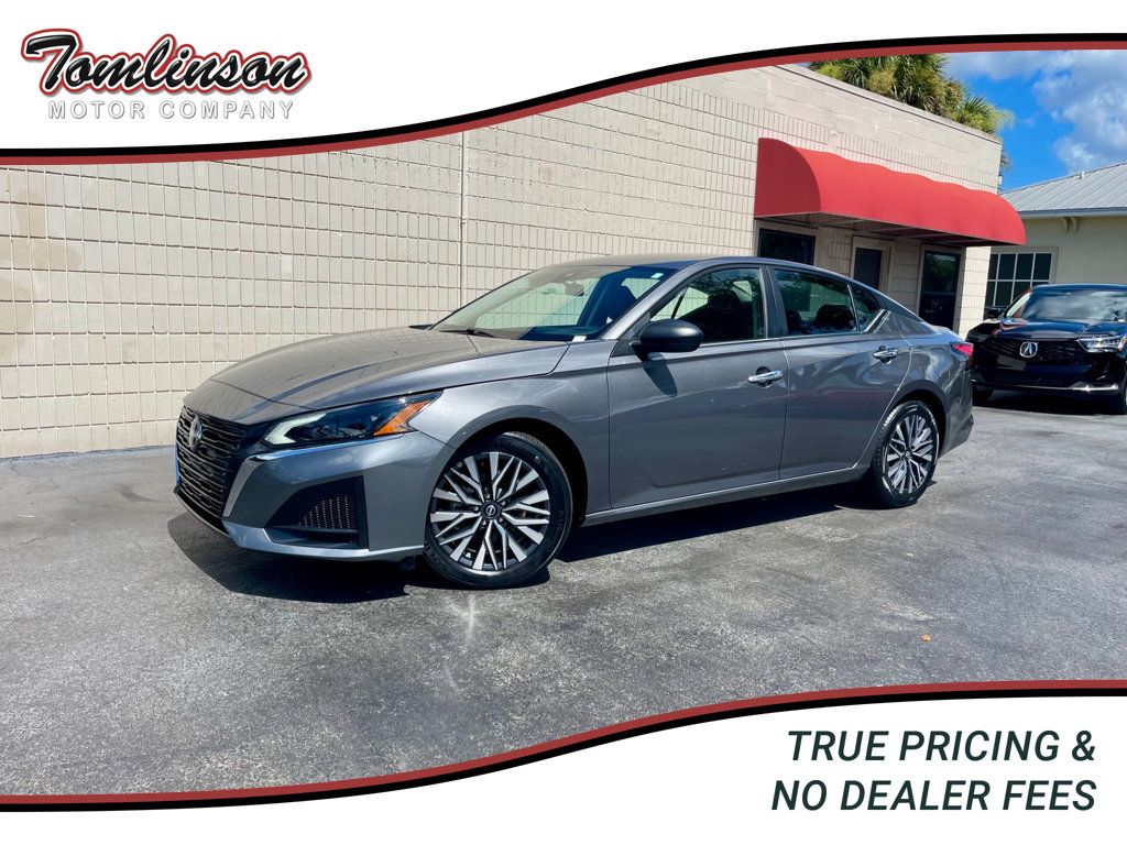 2025 NISSAN ALTIMA SV