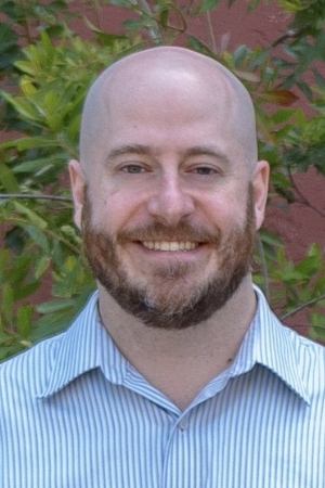 headshot of Casey Willits
