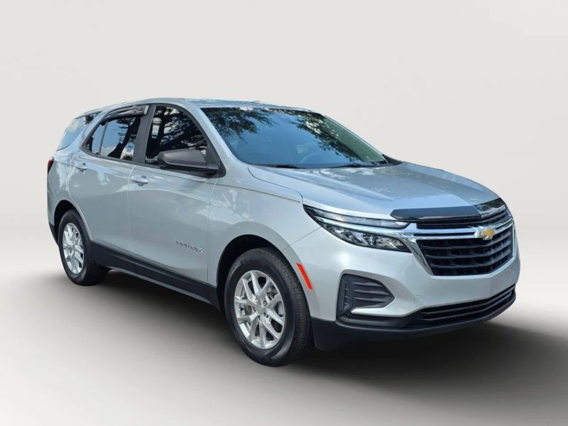 2022 Chevrolet Equinox LS Sport Utility 4D