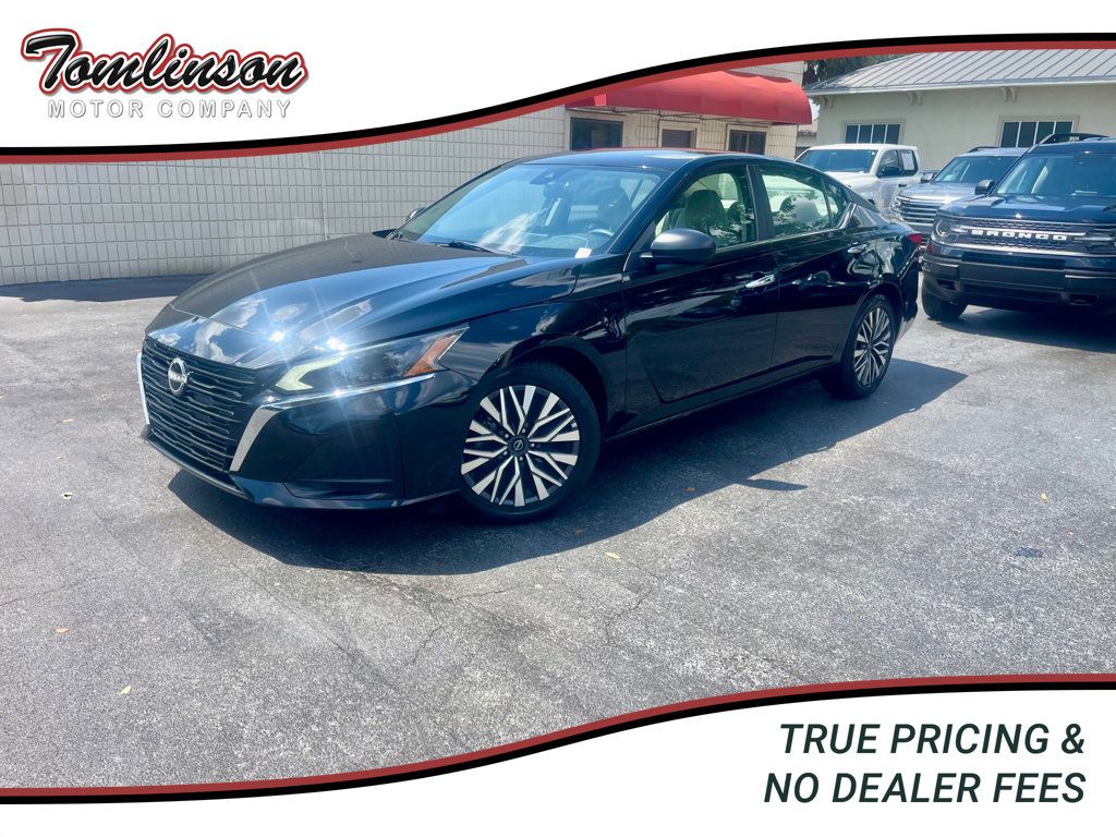 2025 NISSAN ALTIMA SV