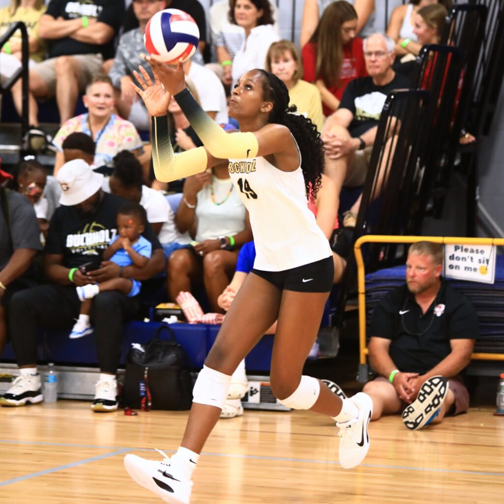 Buchholz's Aaliyah Ray (19) with a serve against Santa Fe at the Crafty Gemini Preseason Showdown on Thursday. Photo by C.J. Gish