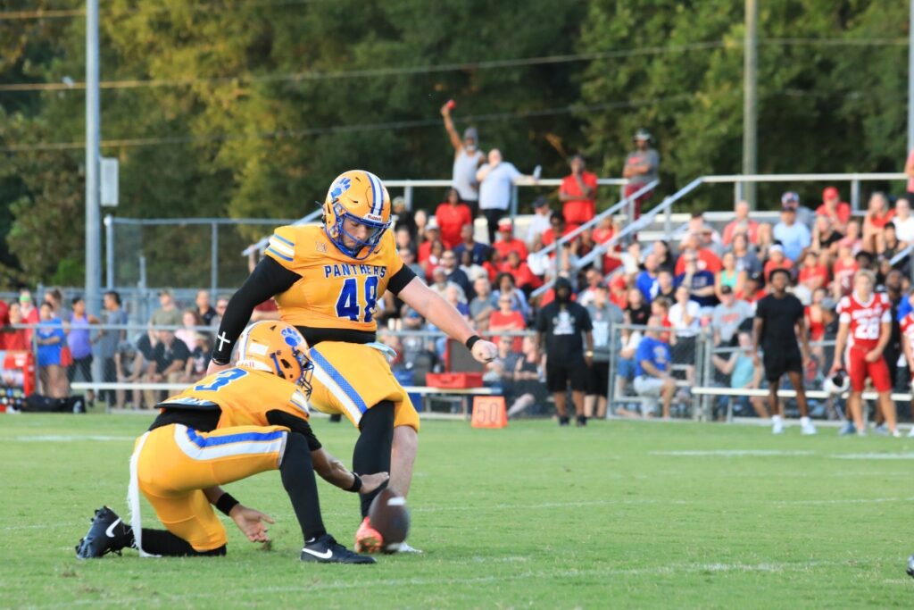 Newberry's Kaiden Bush ties the game with a field goal. Photo by Seth Johnson
