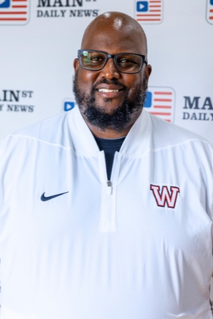 Williston coach Cedderick Daniels. Photo by Walker Smith