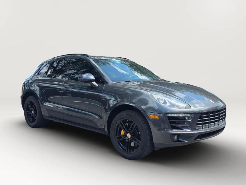 2017 Porsche Macan Sport Utility 4D