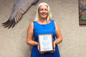 Alachua County Commissioner Anna Prizzia receives Bob Graham Award