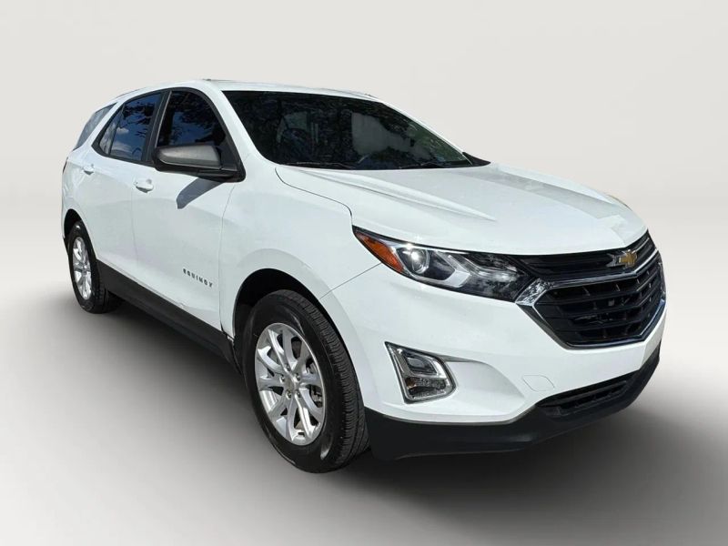 2020 Chevrolet Equinox LS Sport Utility 4D