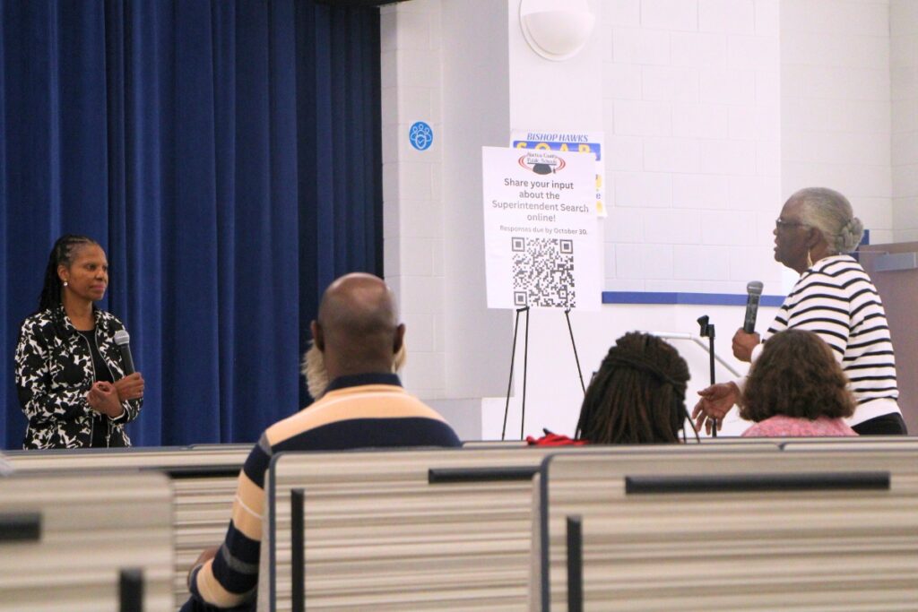 Debra White (left) fielded community input for ACPS superintendent search. Photo by Lillian Hamman